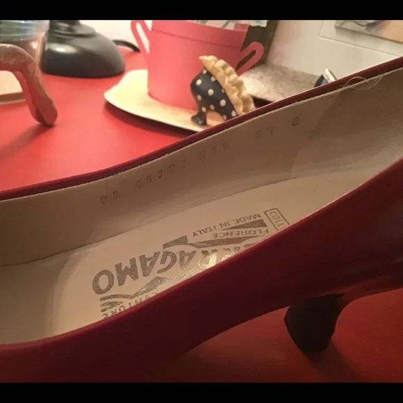 Salvatore Ferragamo Collection Vintage - Picture 5 of 9